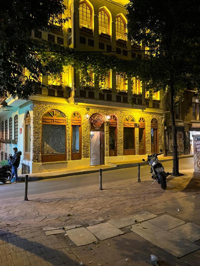 Ferienwohnung Centrally Located, 2+1 House In Taksim, Cihangir Istanbul Exterior foto