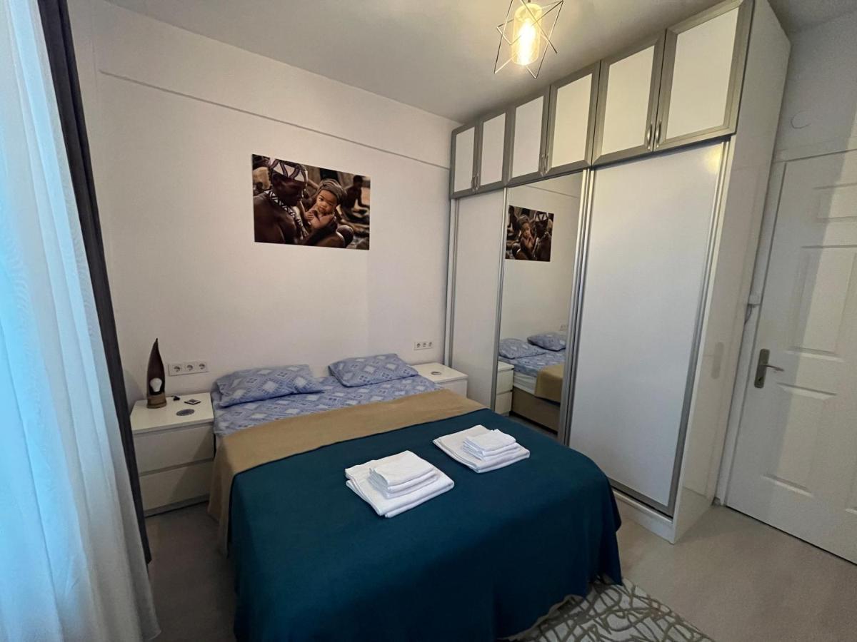 Ferienwohnung Centrally Located, 2+1 House In Taksim, Cihangir Istanbul Exterior foto