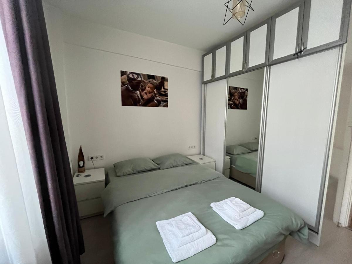 Ferienwohnung Centrally Located, 2+1 House In Taksim, Cihangir Istanbul Exterior foto