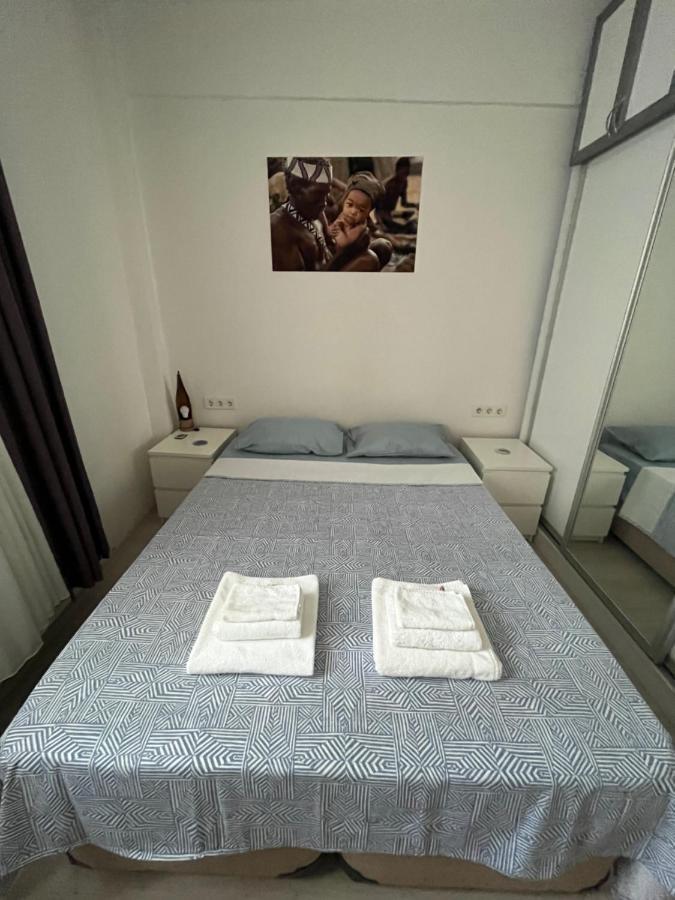 Ferienwohnung Centrally Located, 2+1 House In Taksim, Cihangir Istanbul Exterior foto